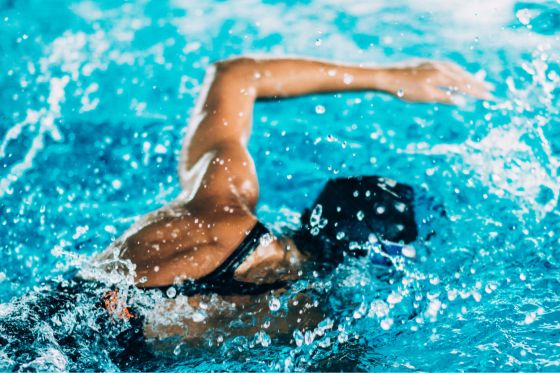 Person Swimming To see if swimming is good for knee pain